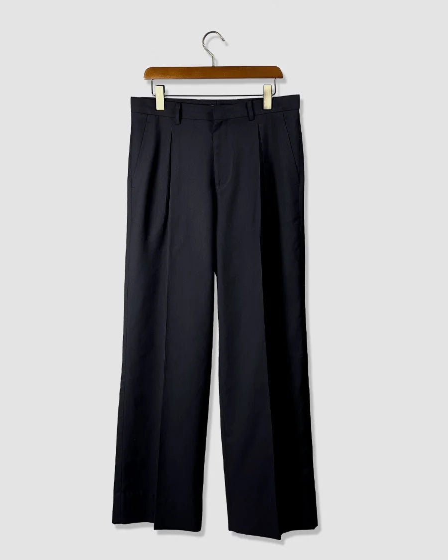 +(Plūs) Wide two-pleat trousers black Black Wide Leg Trousers – Double Pleated Luxury Menswear | LUXES®