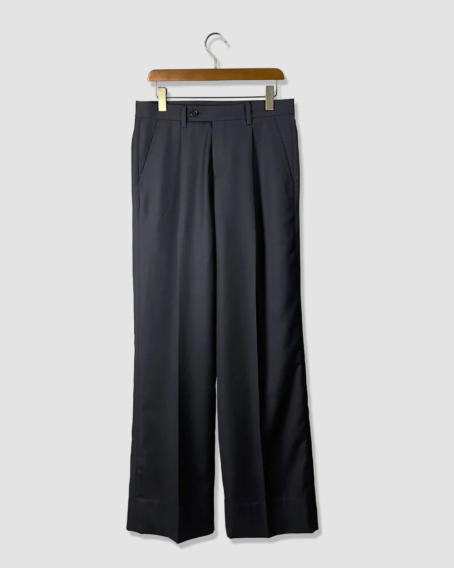 Single Pleated Wide Leg Trouser - Black