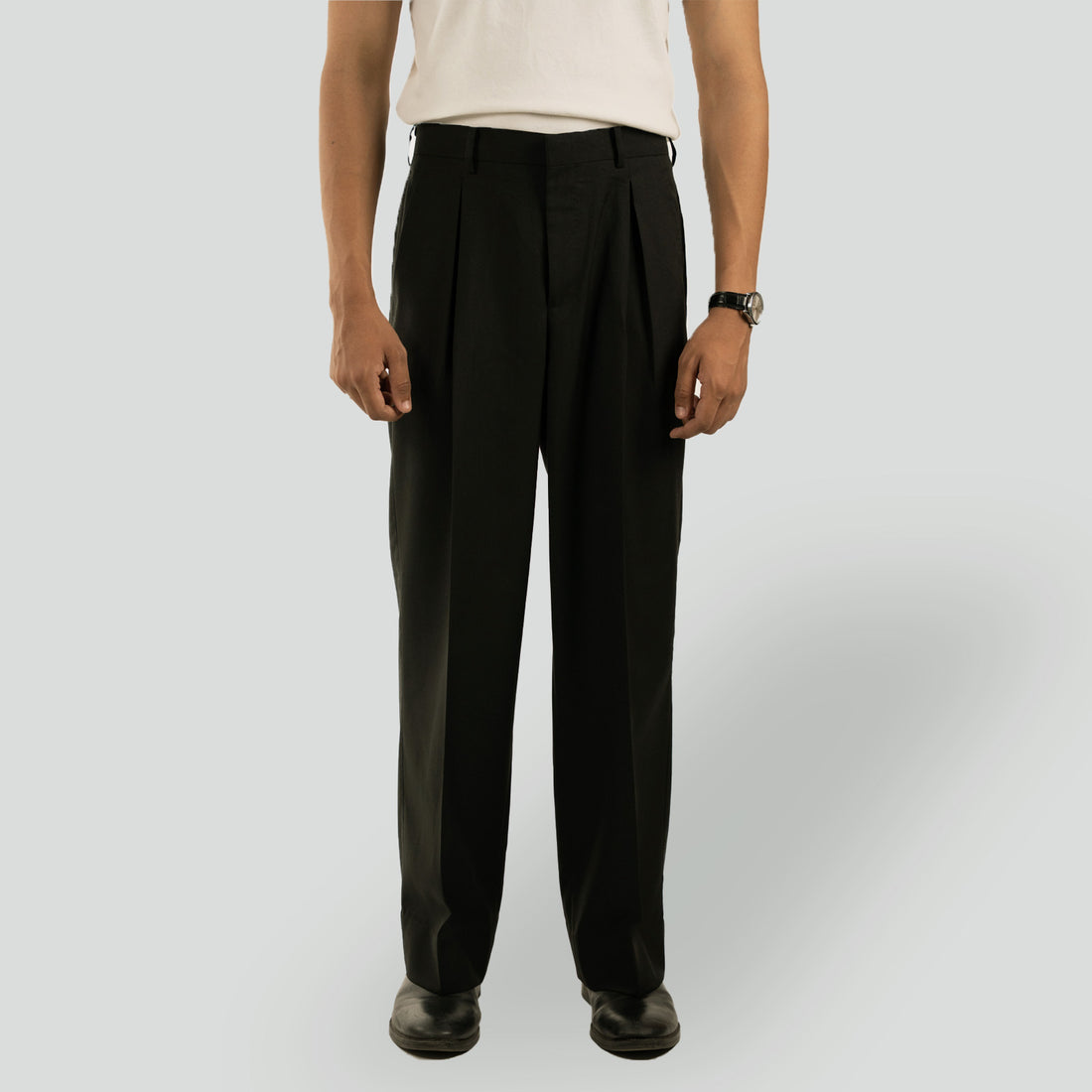 Double Pleated Wide Leg Trousers – Black