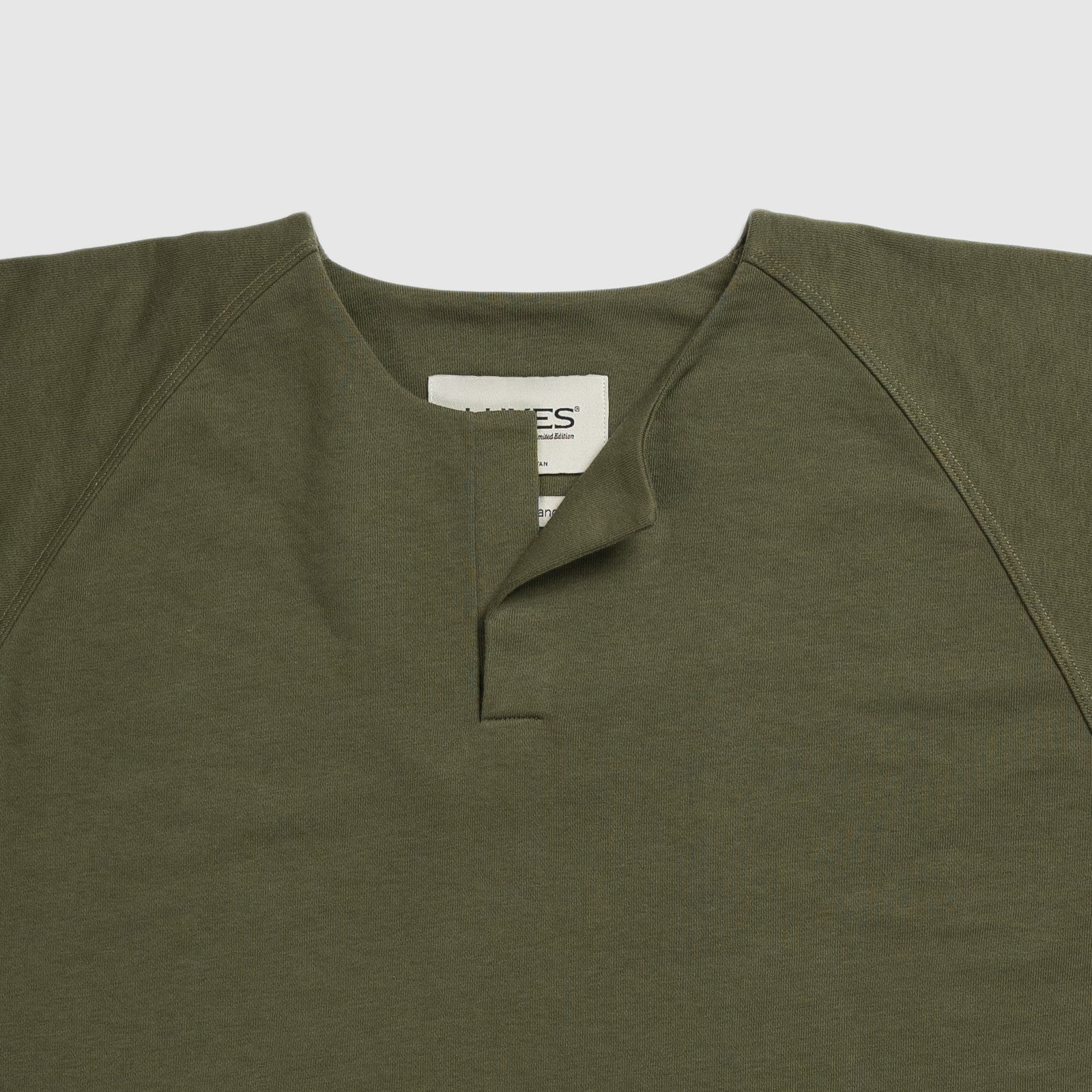 Raglan Henley in Olive Green